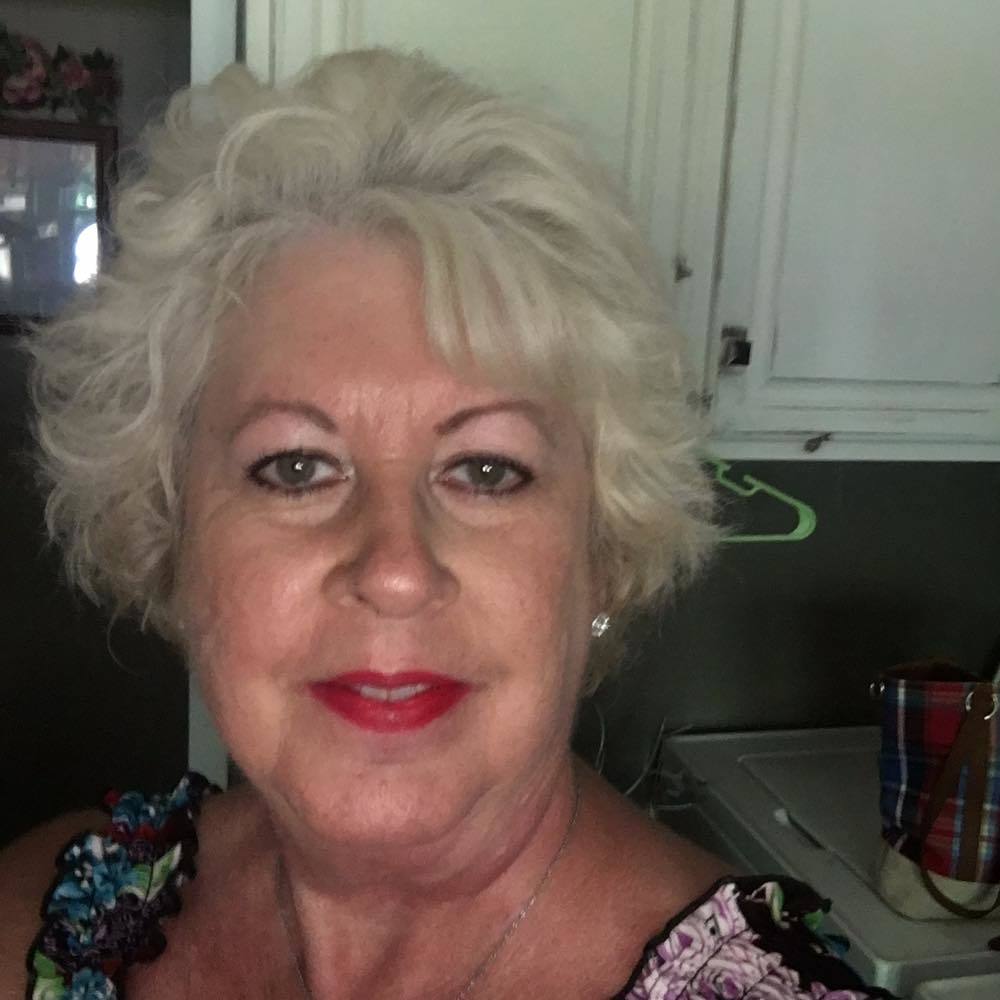 Meet your Posher, Teresa